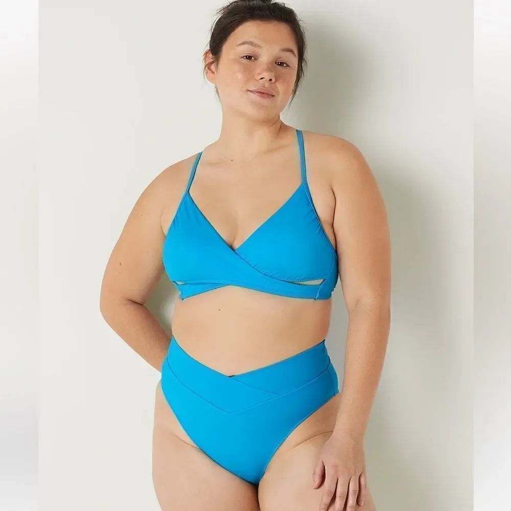 NWT Victoria secret bikini